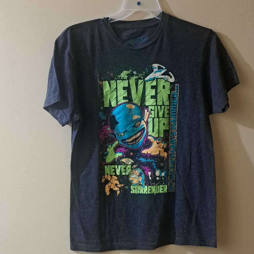 Geekfuel Galaxy Quest "Never Give Up Never Surrender" Tshirt Size Medium